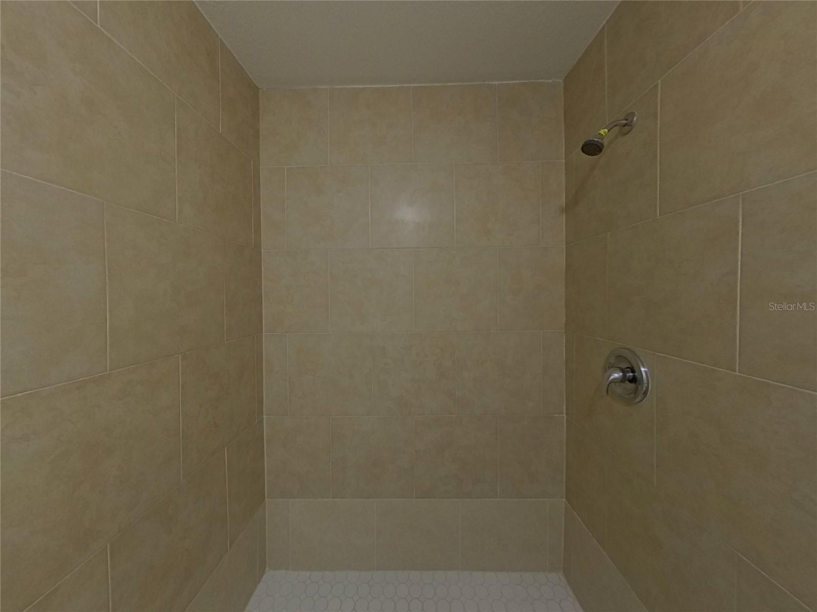 DRUID GROVES REP - Residential Lease