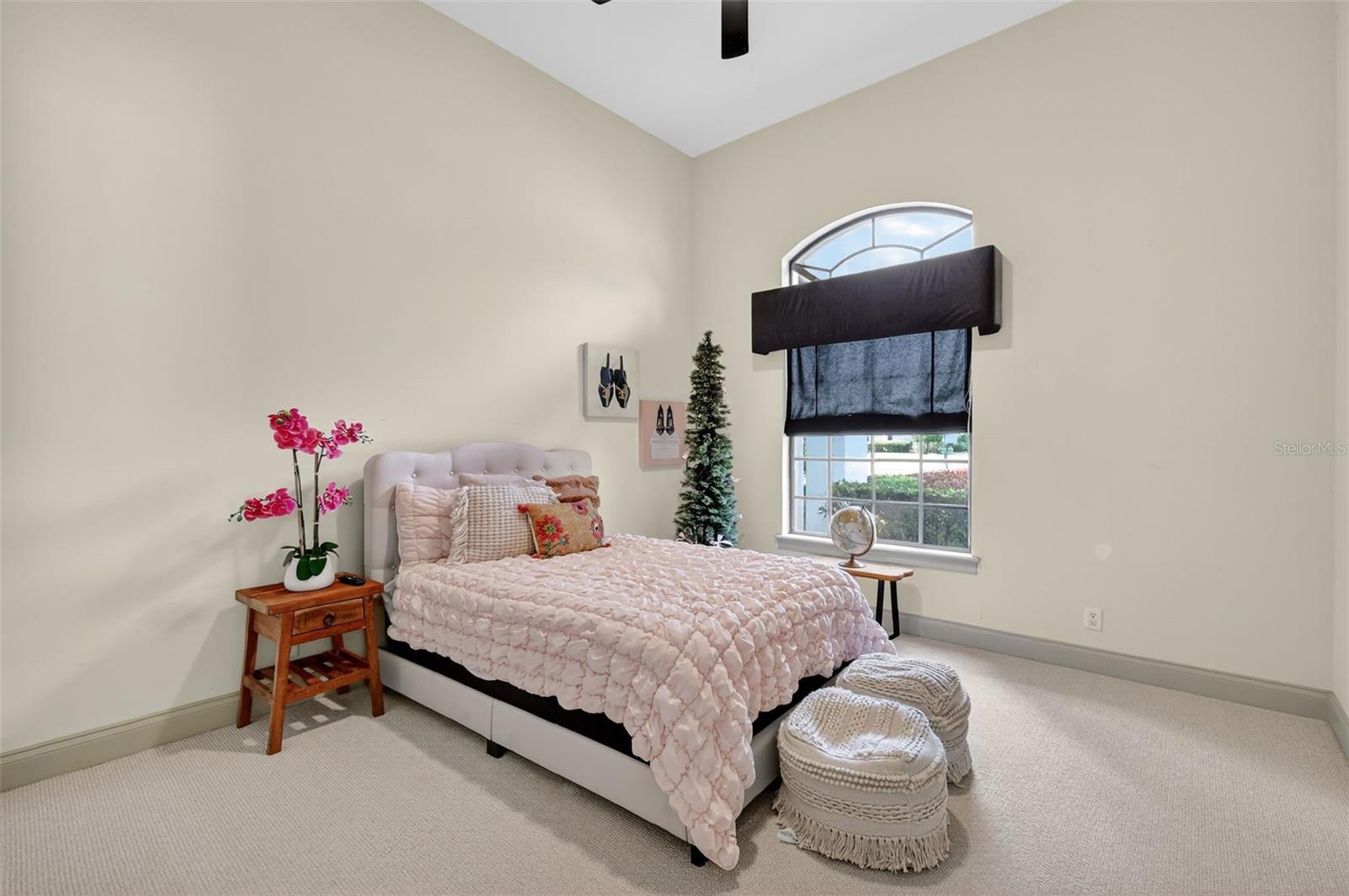 LOCH LEVEN PH 01 - Residential