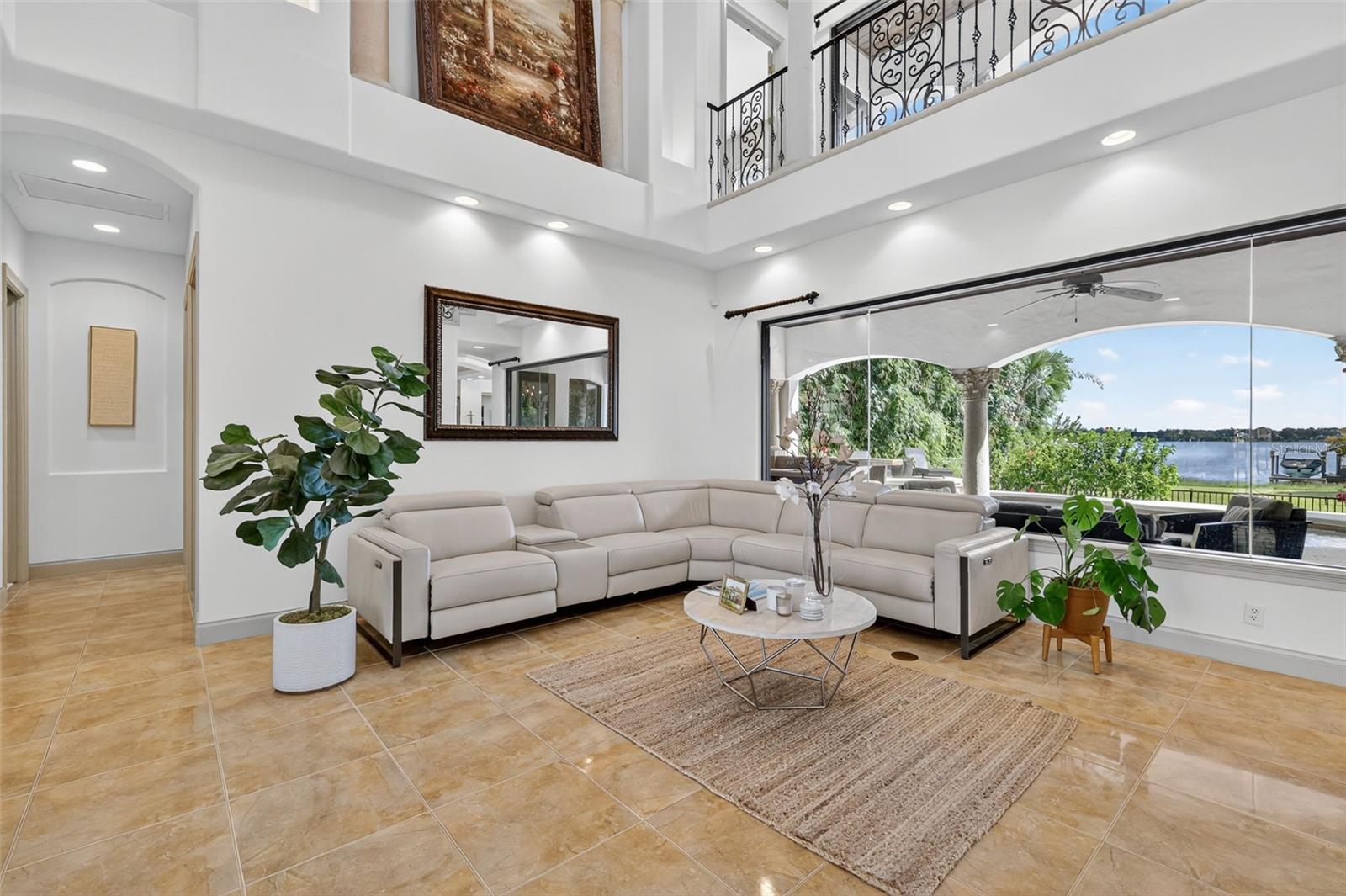 LOCH LEVEN PH 01 - Residential