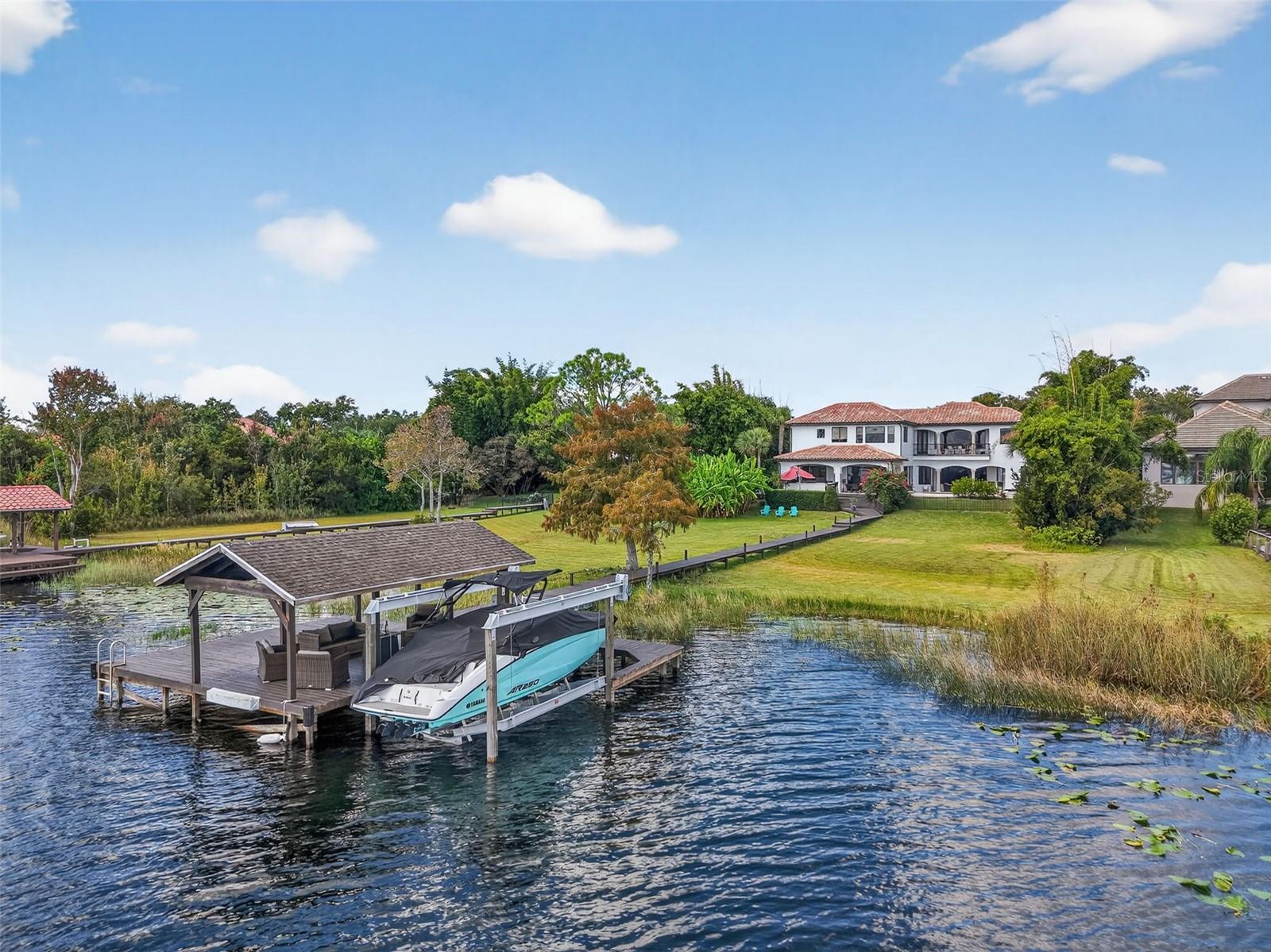 LOCH LEVEN PH 01 - Residential