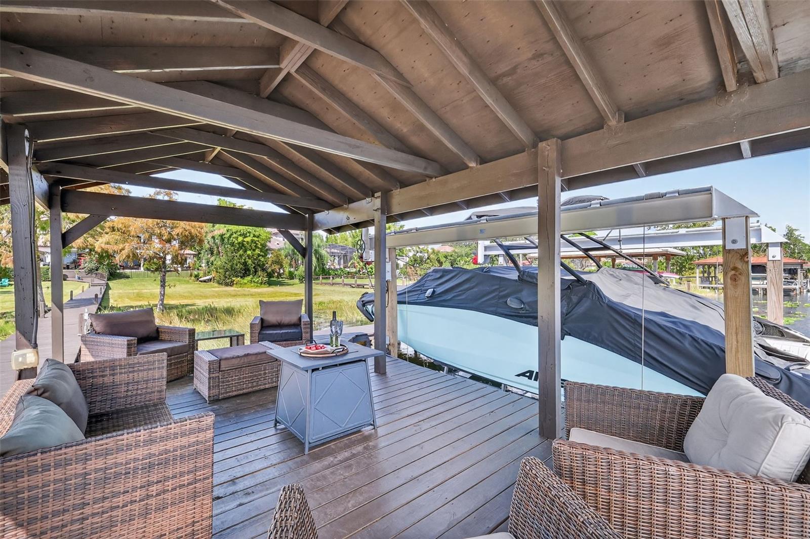 LOCH LEVEN PH 01 - Residential