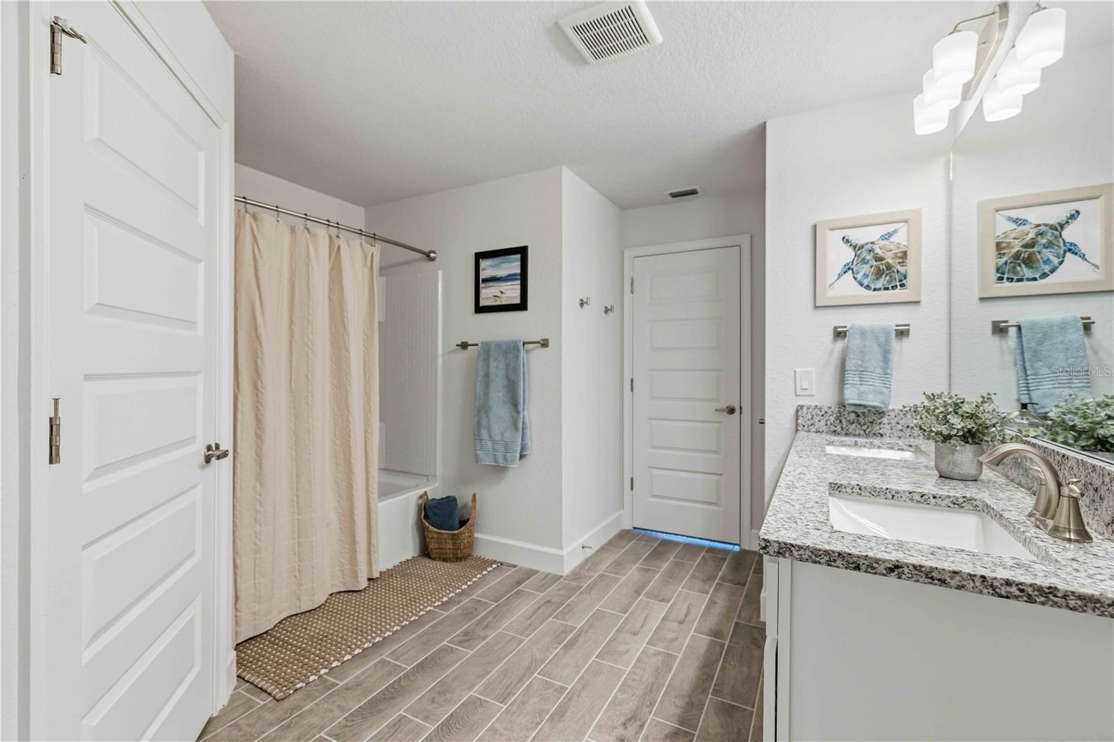 AVIARY AT RUTLAND RANCH PH 1A & 1B - Residential