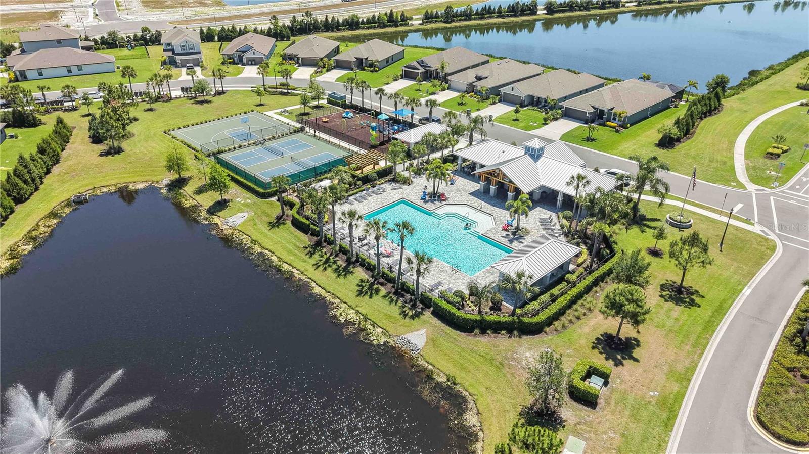 AVIARY AT RUTLAND RANCH PH 1A & 1B - Residential