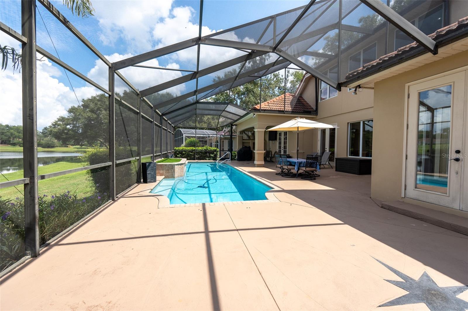 HEATHROW/STONEBRIDGE - Residential