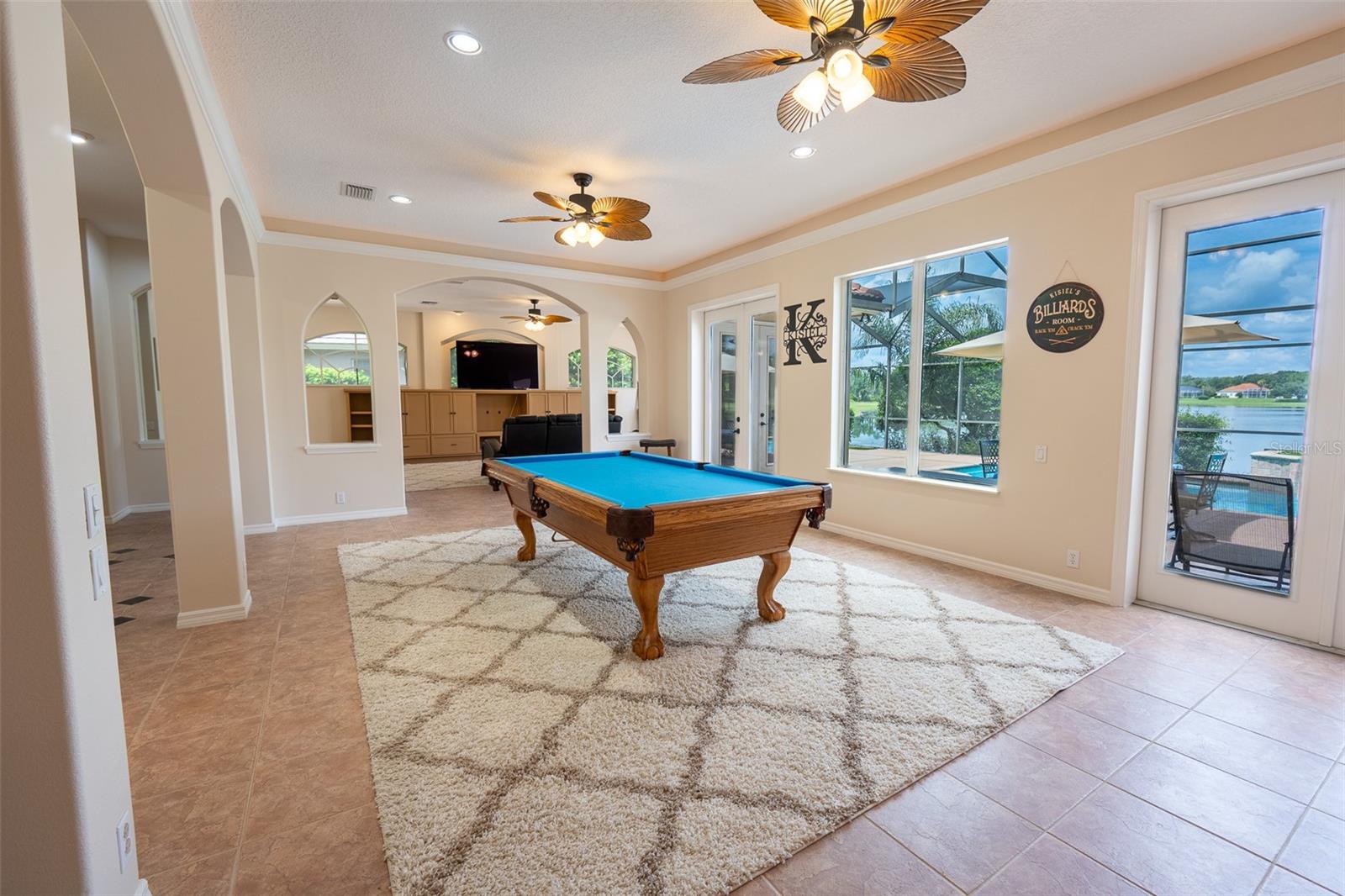 HEATHROW/STONEBRIDGE - Residential