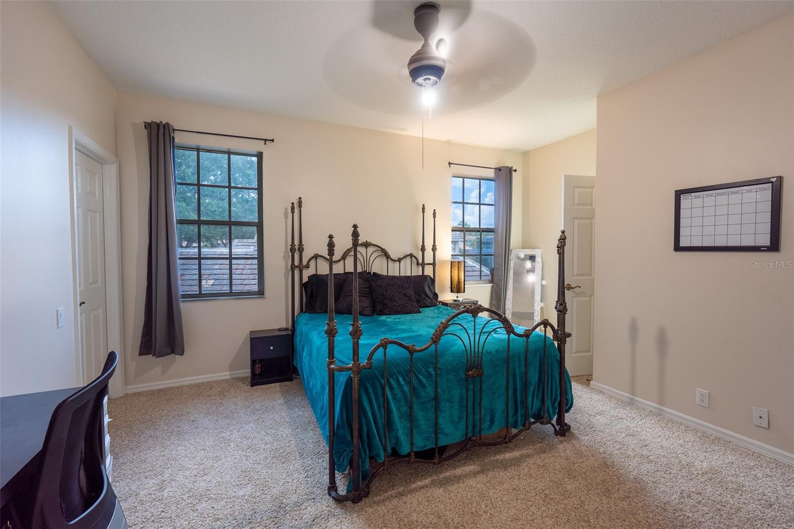 HEATHROW/STONEBRIDGE - Residential