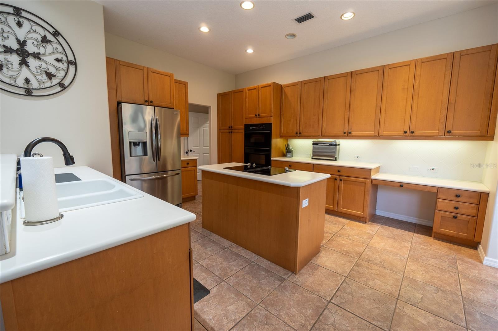 HEATHROW/STONEBRIDGE - Residential