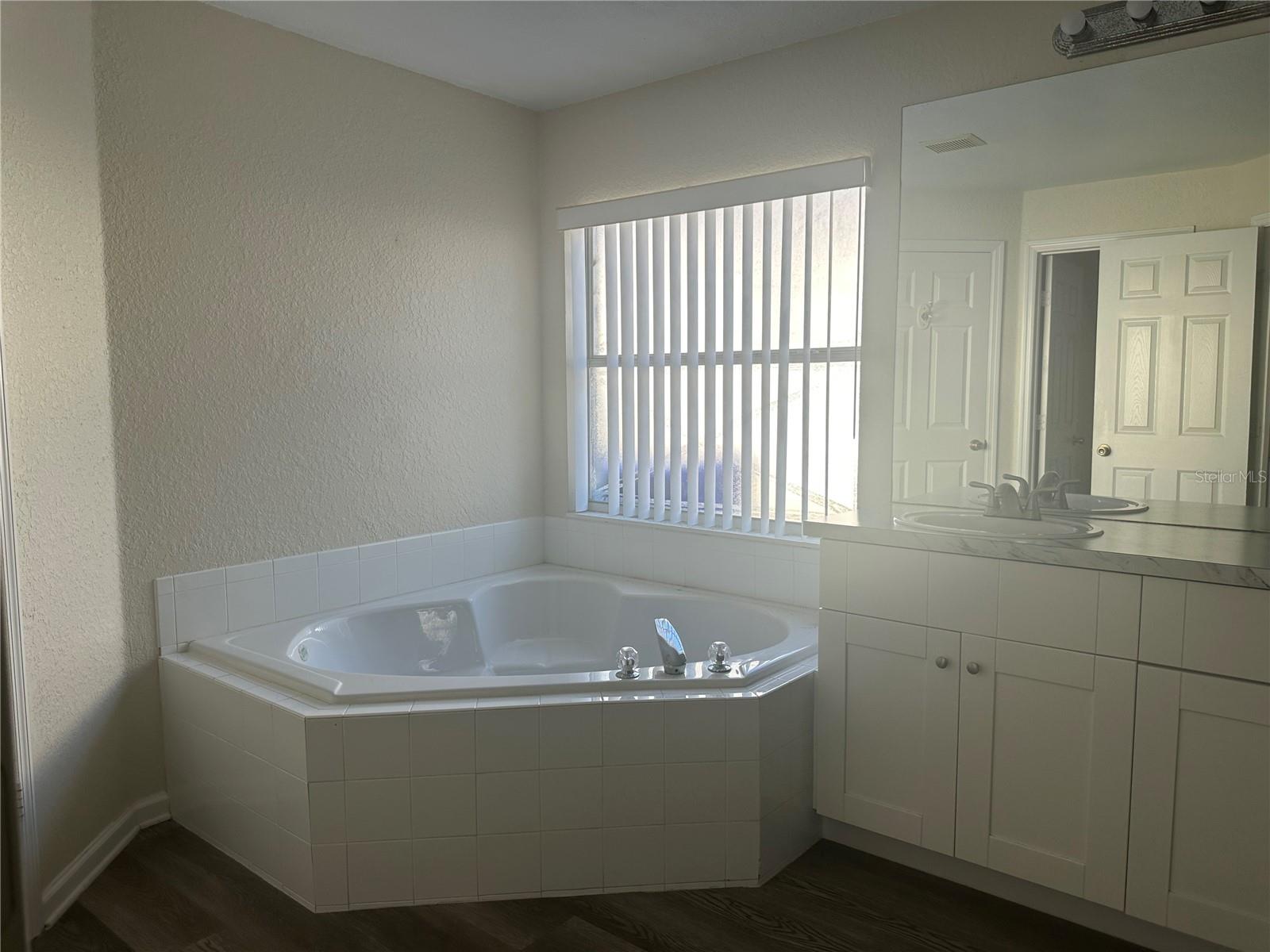 HERONS LANDING PH 2 - Residential Lease