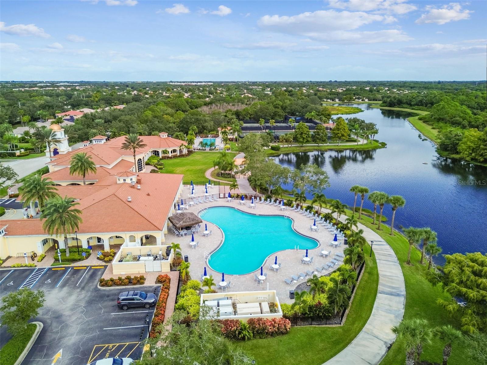 VILLAGEWALK UNIT 4A - Residential