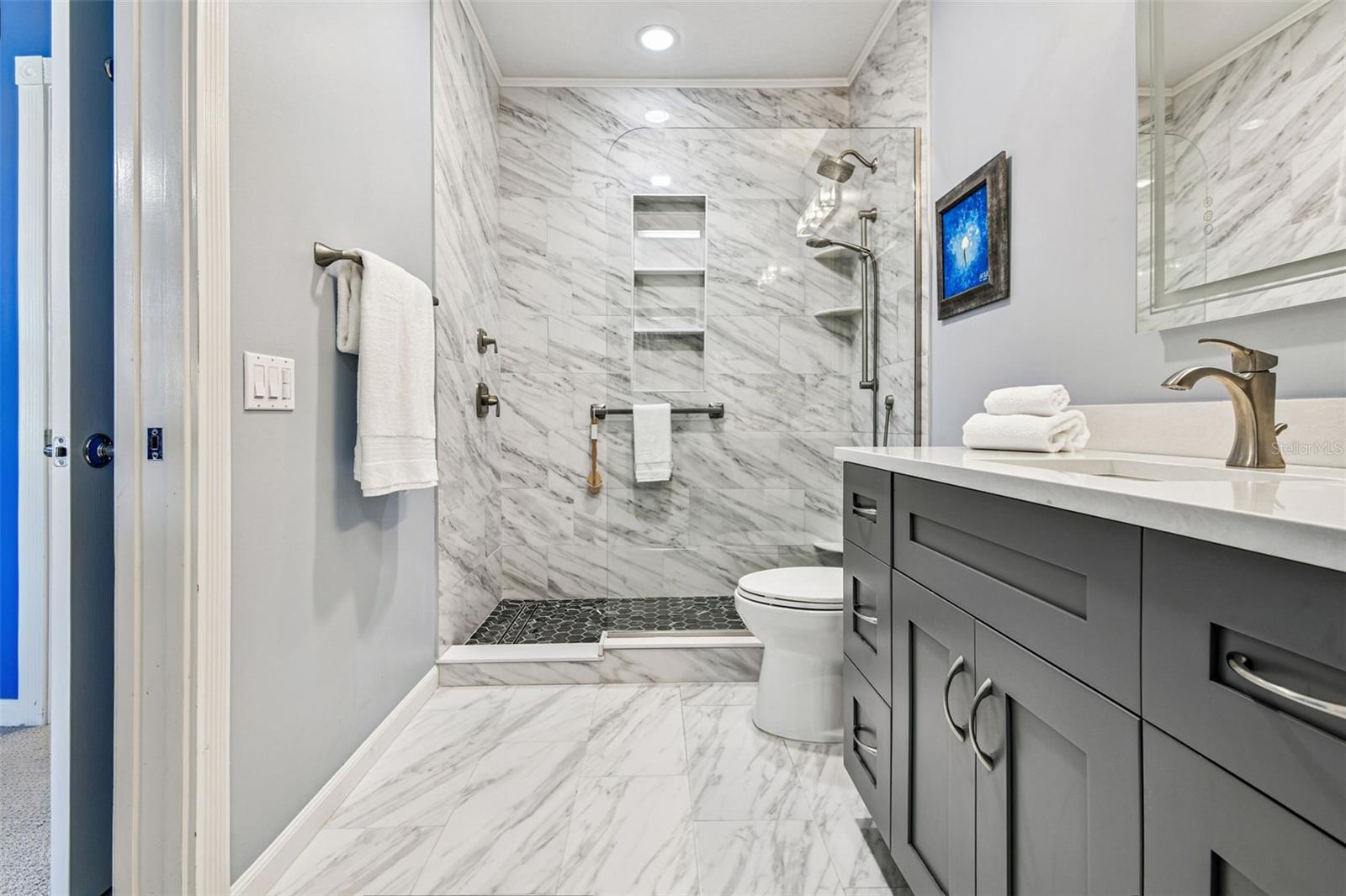 VILLAGEWALK UNIT 4A - Residential