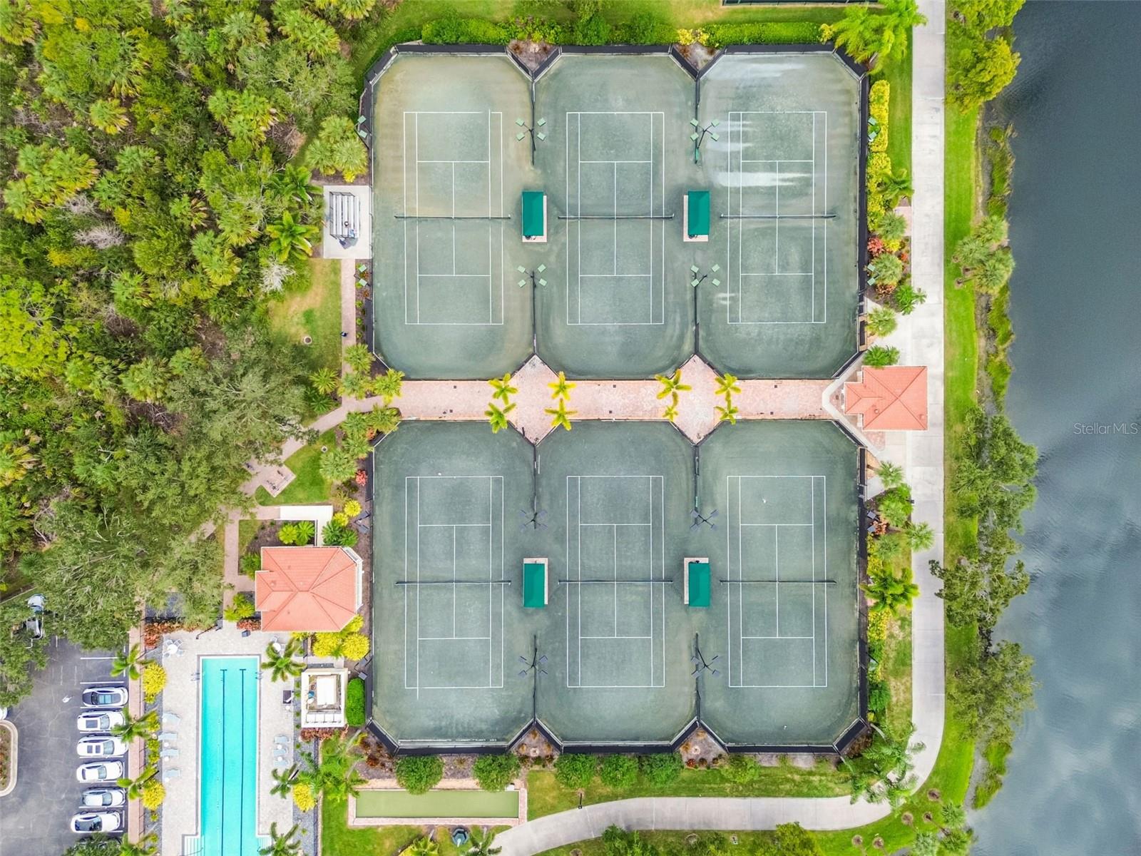 VILLAGEWALK UNIT 4A - Residential