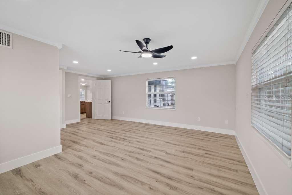 BAYWOOD VILLAGE - Residential