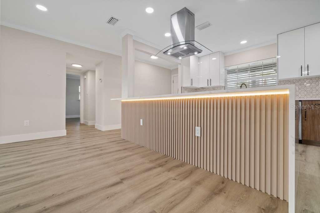 BAYWOOD VILLAGE - Residential