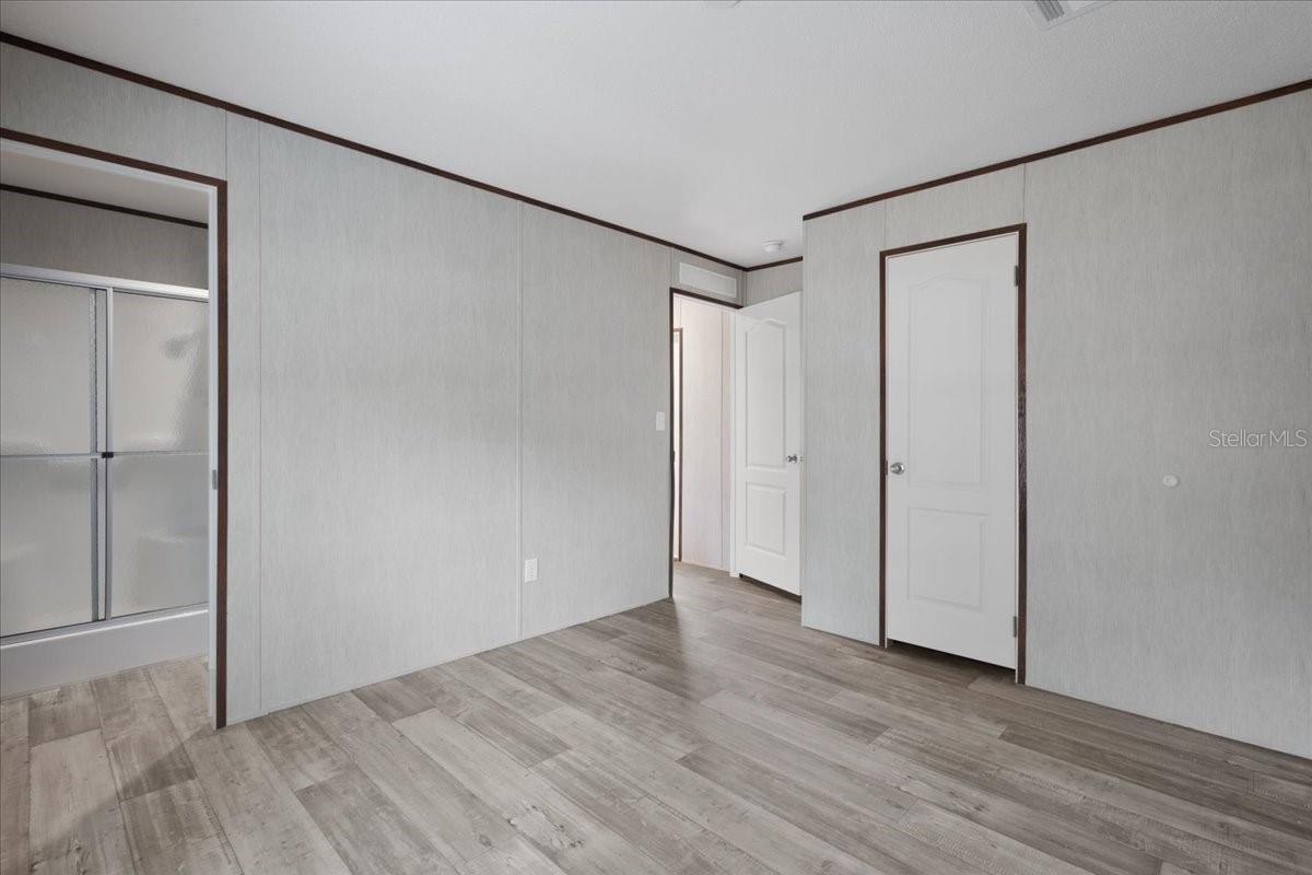 ELEANOR VILLAGE - Residential