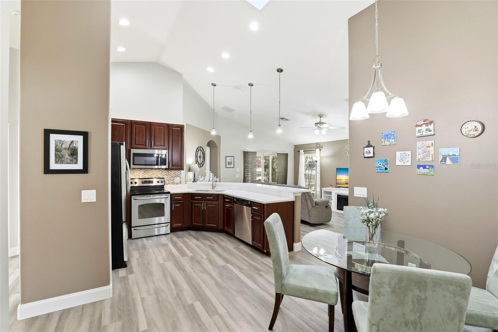 LAKE JESUP WOODS - Residential