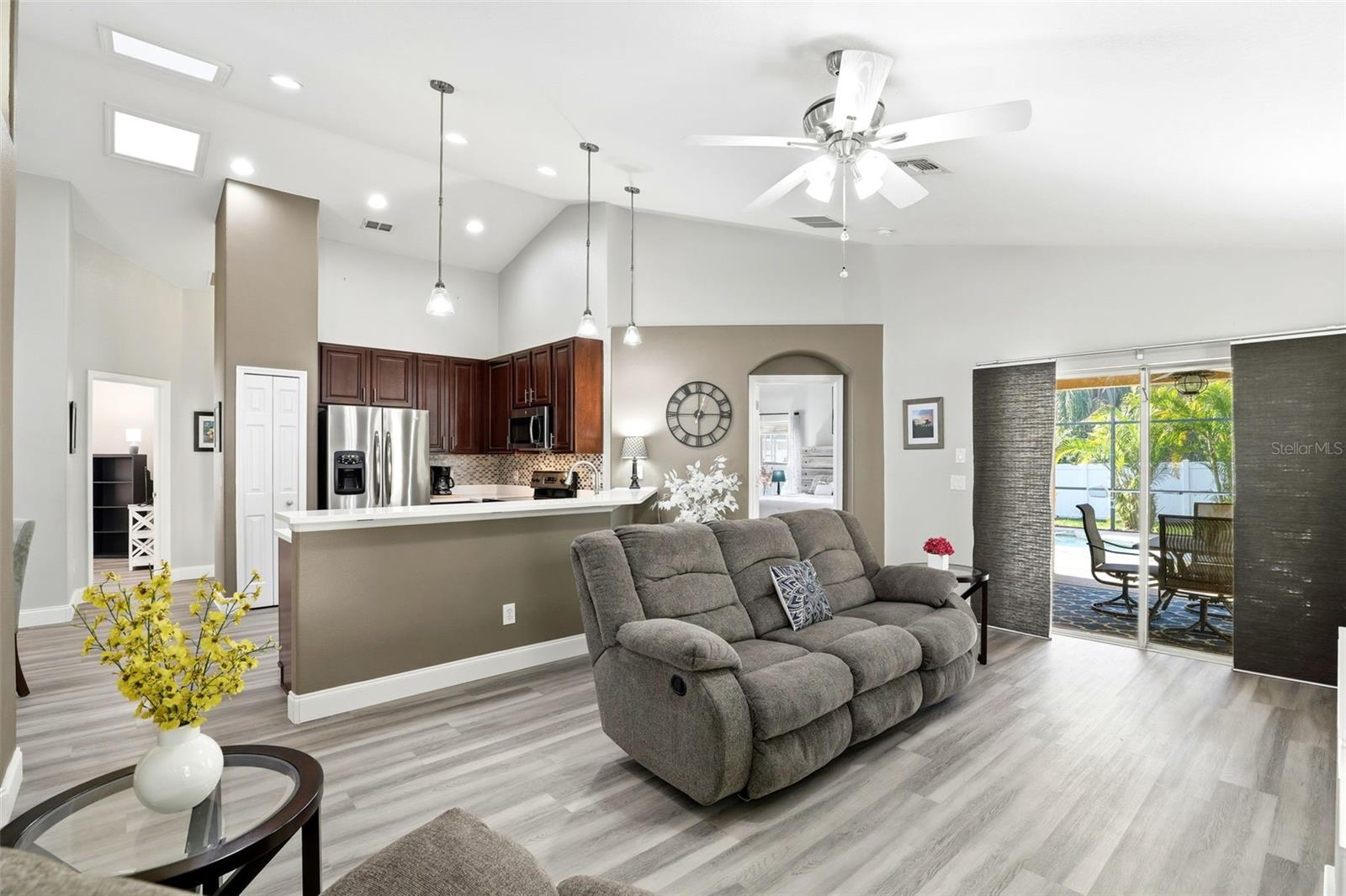 LAKE JESUP WOODS - Residential