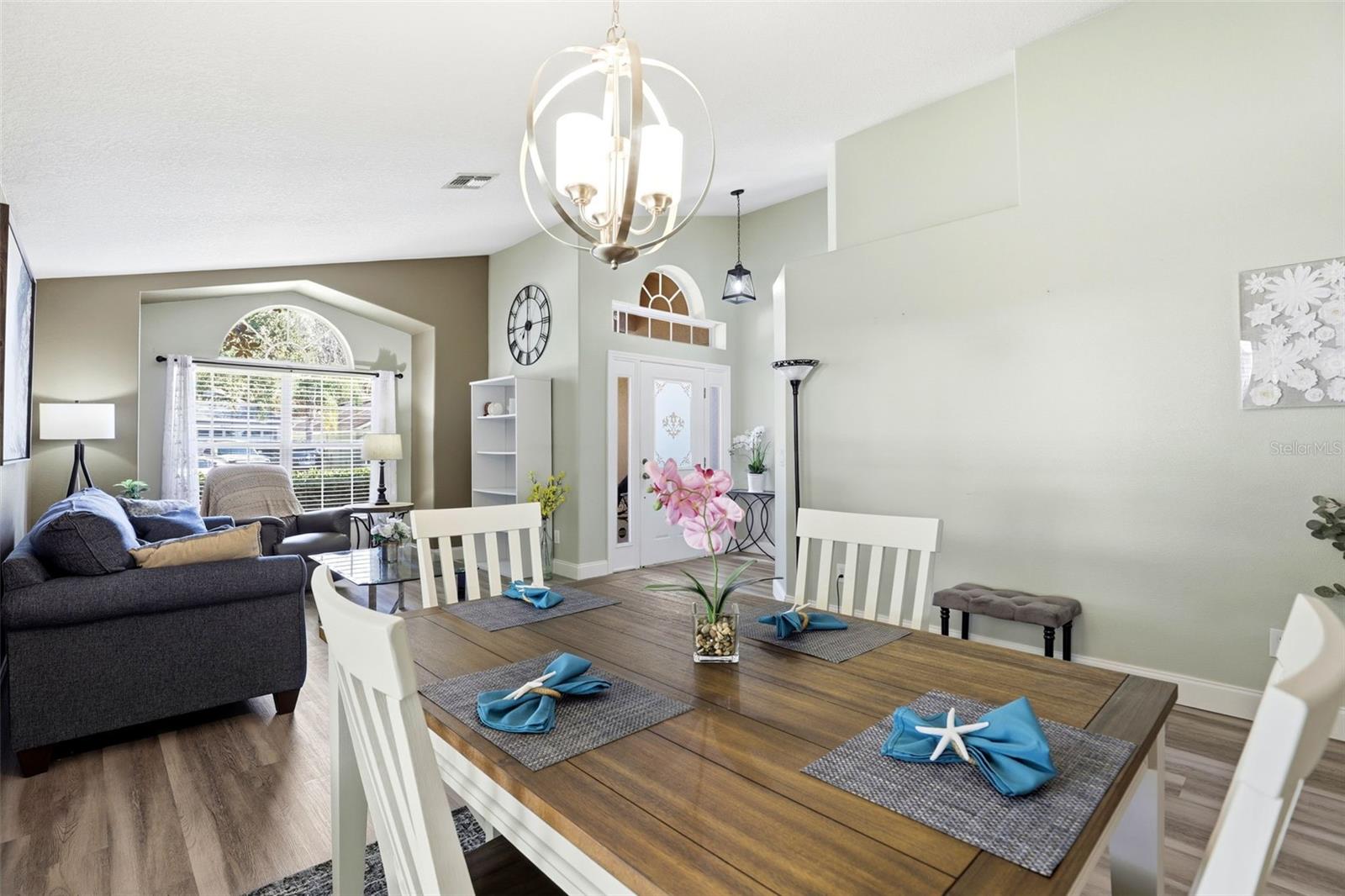 LAKE JESUP WOODS - Residential