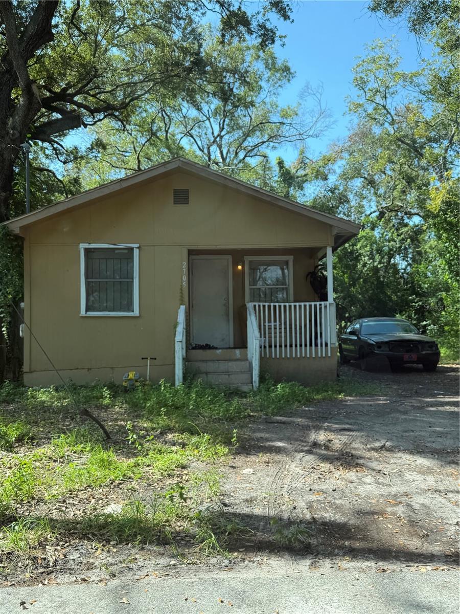Photo of 2705 E Cayuga Street, Tampa, FL 33610 (MLS # TB8552040)