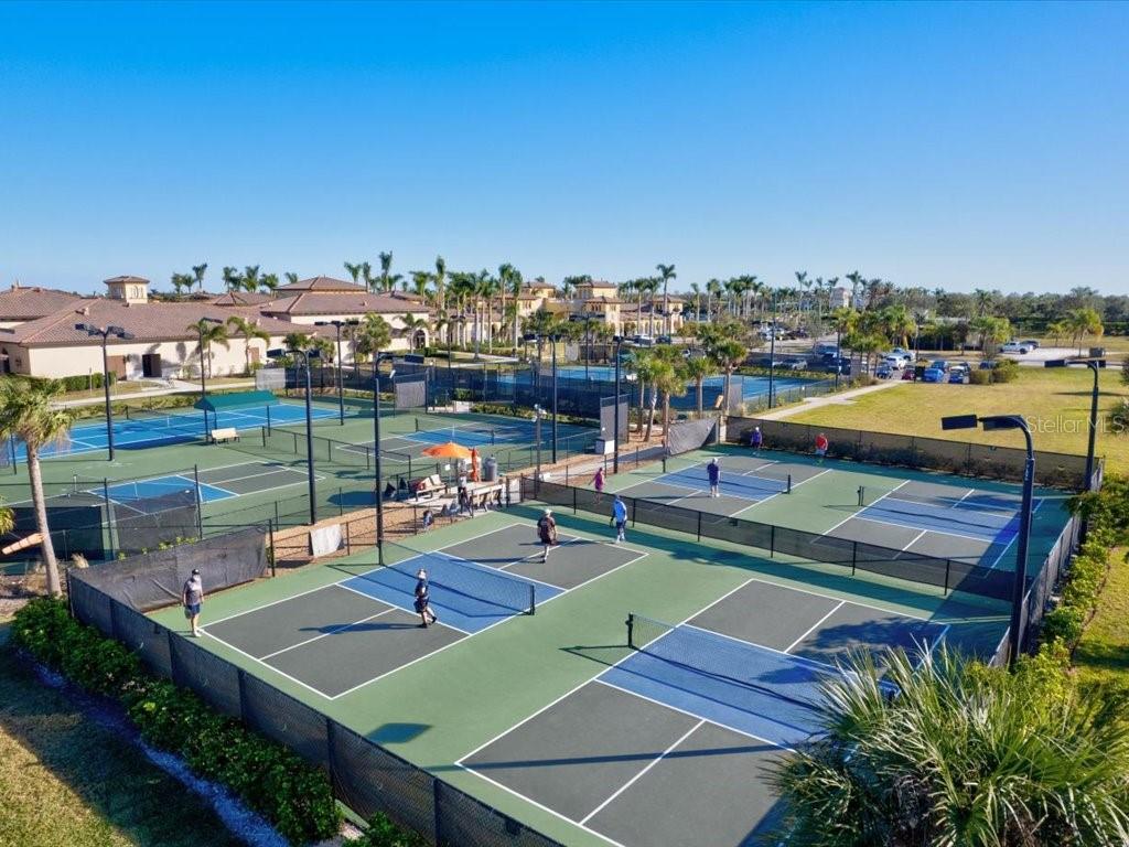 GRAN PARADISO PH 1 - Residential