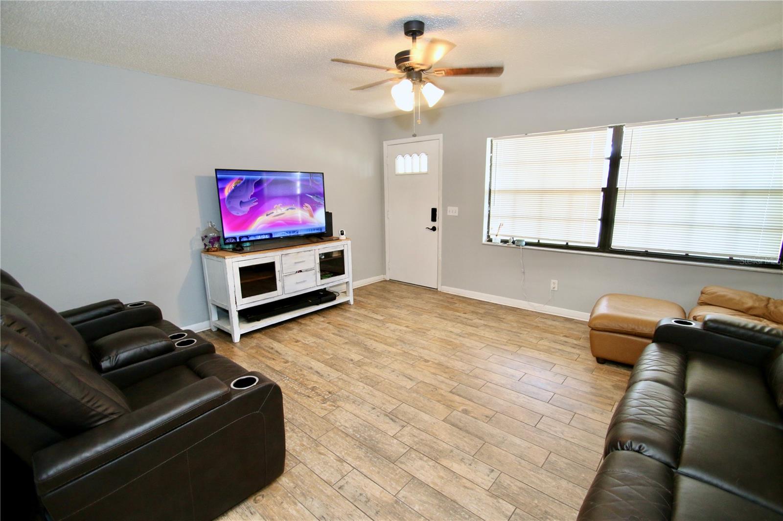 PELICAN COVE WEST PH 01 - Residential