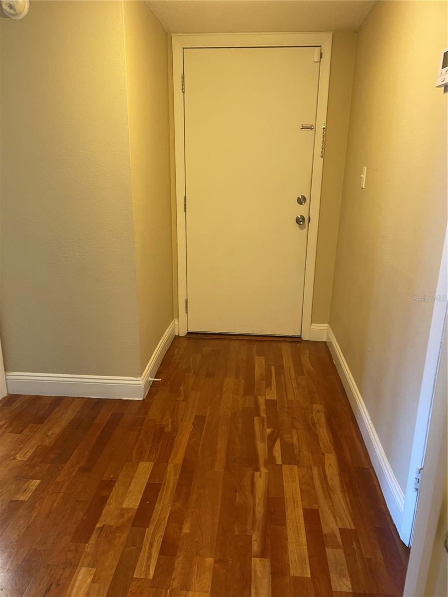 7612 CAMARINA CALLE 7612