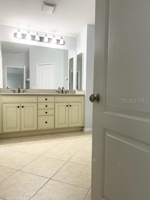 TUSCANY SUB AT TAMPA P - Residential Lease