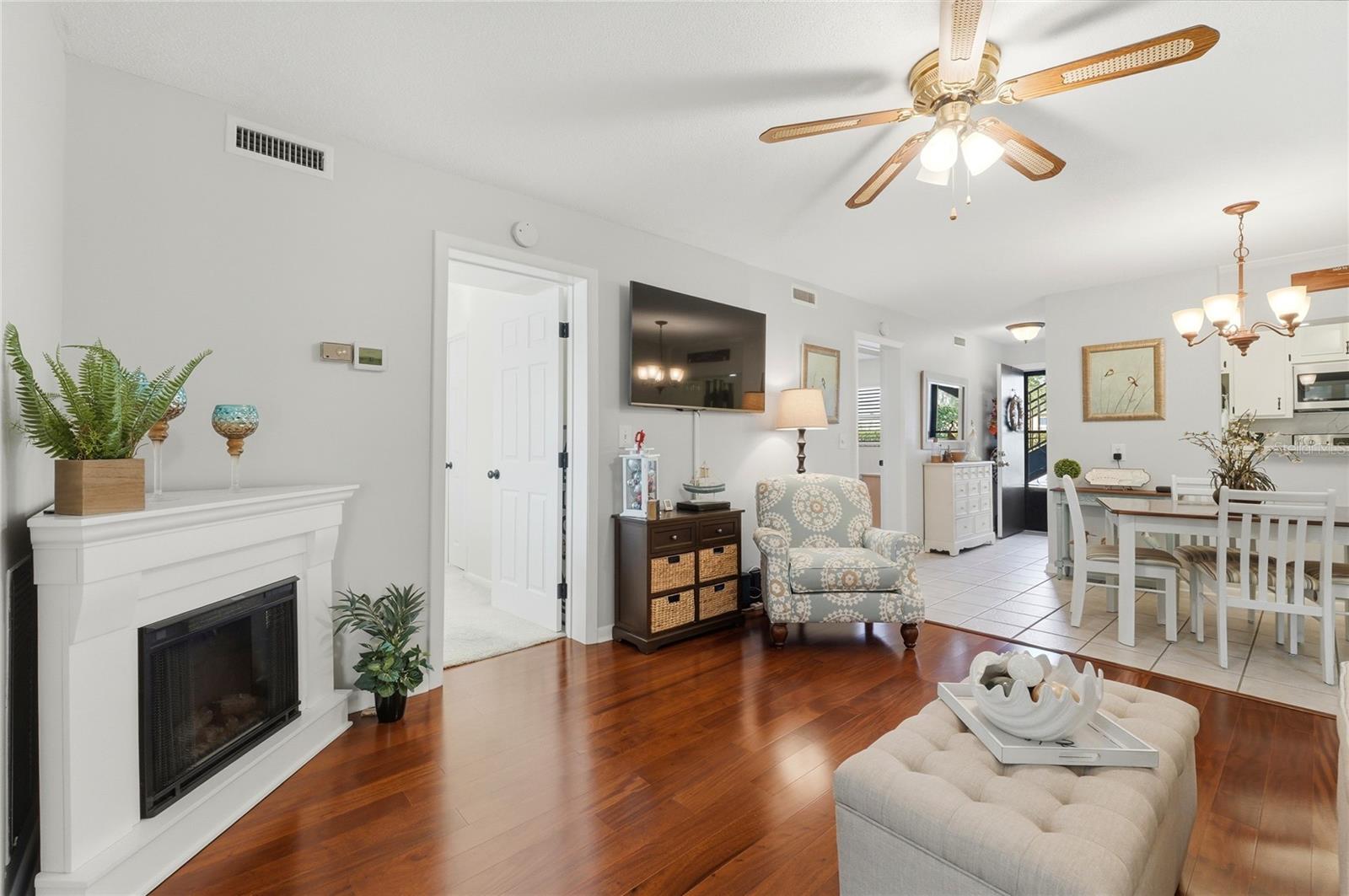 SANDY COVE WINTER HAVEN - Residential