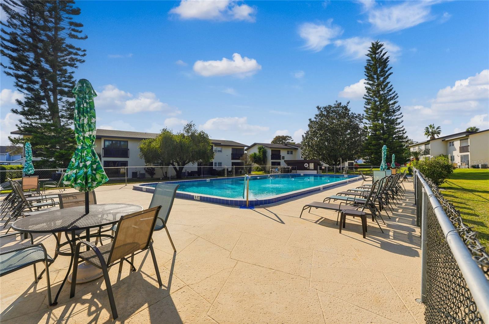 SANDY COVE WINTER HAVEN - Residential