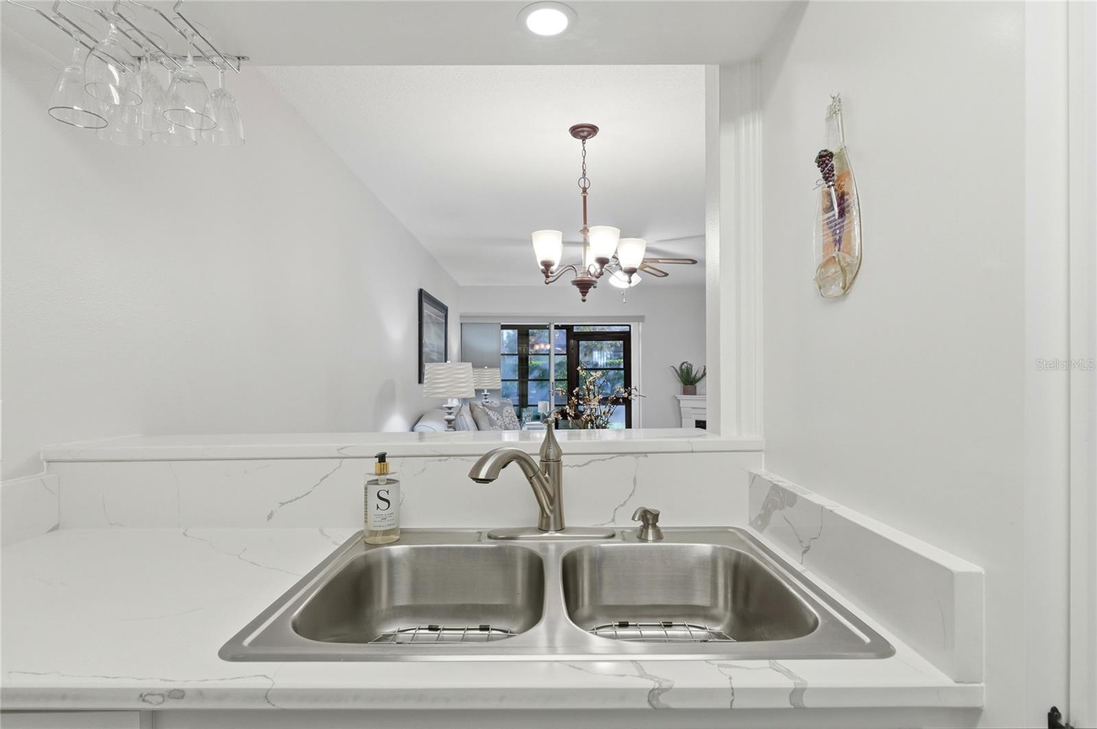 SANDY COVE WINTER HAVEN - Residential