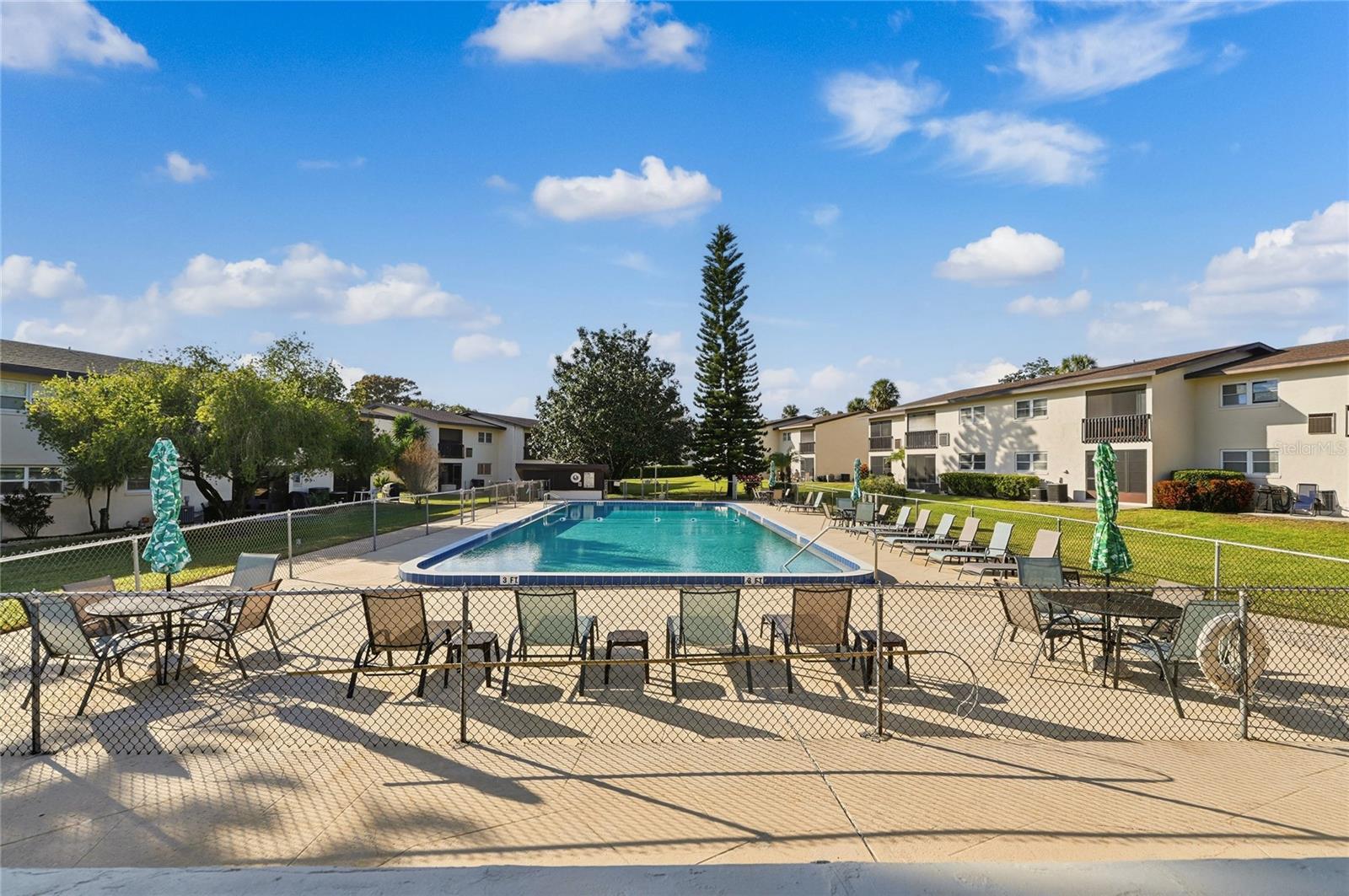 SANDY COVE WINTER HAVEN - Residential