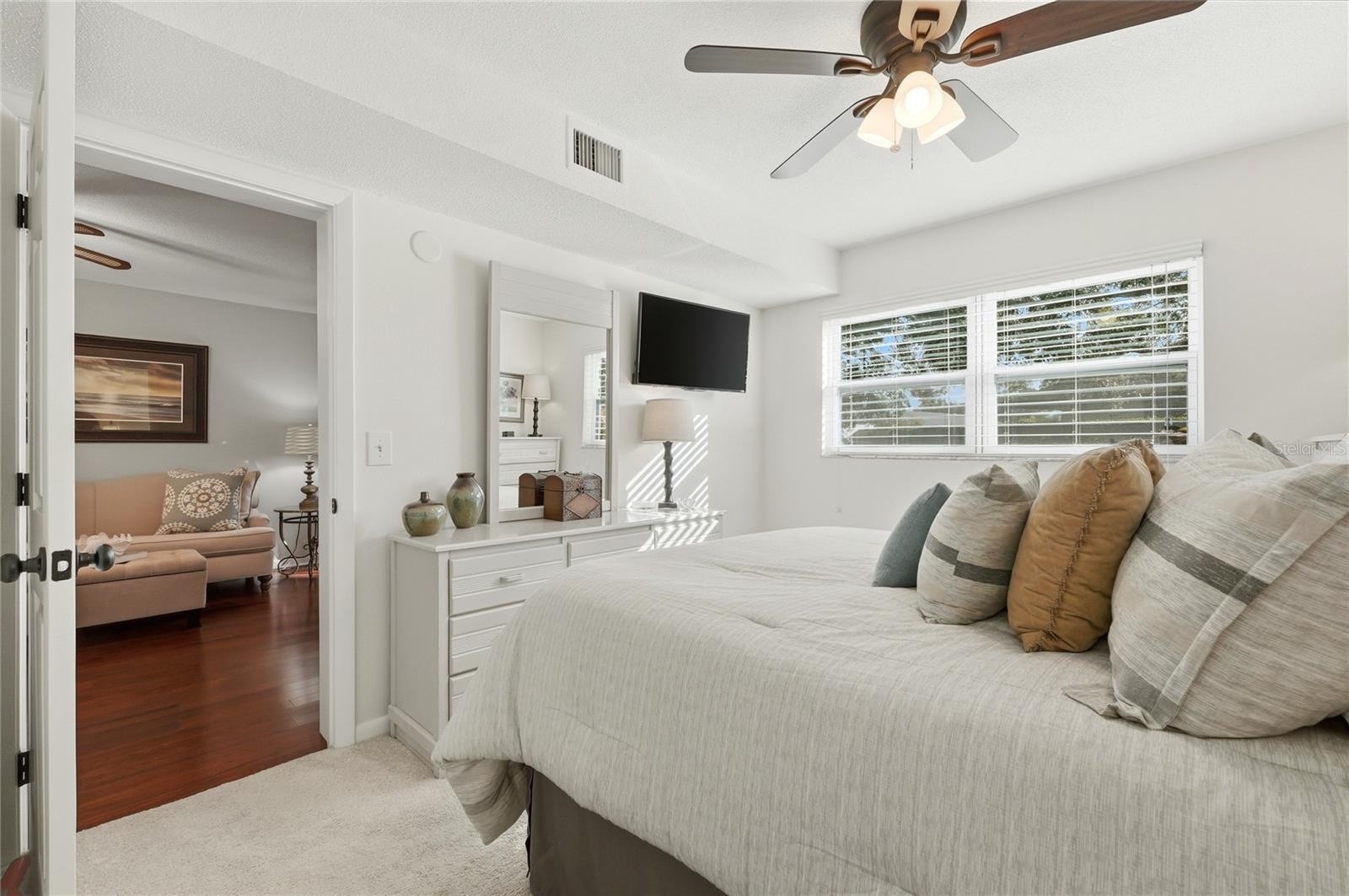 SANDY COVE WINTER HAVEN - Residential