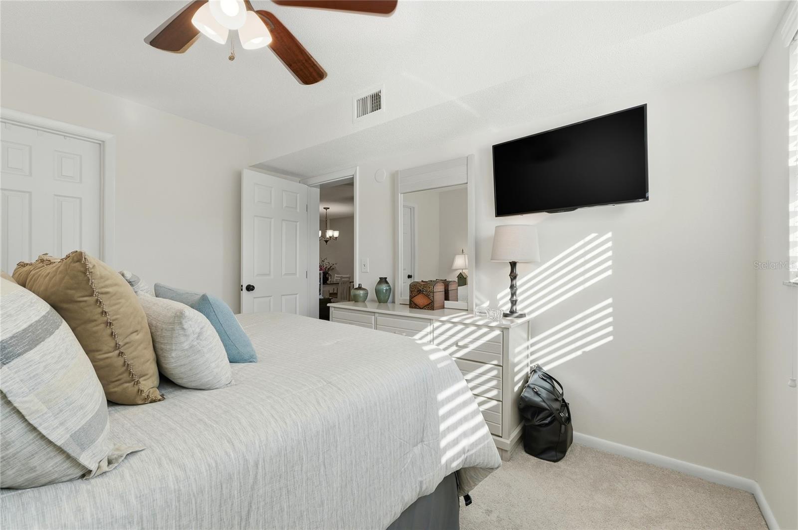 SANDY COVE WINTER HAVEN - Residential