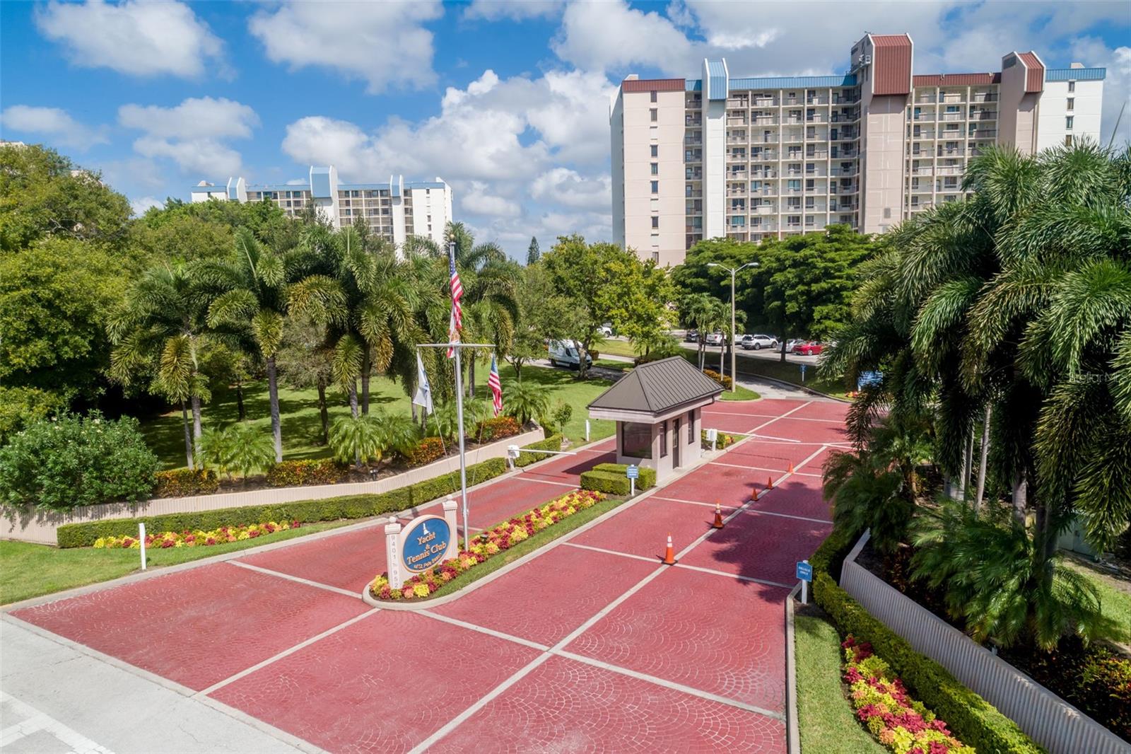 COURAGEOUS THE CONDO - Residential