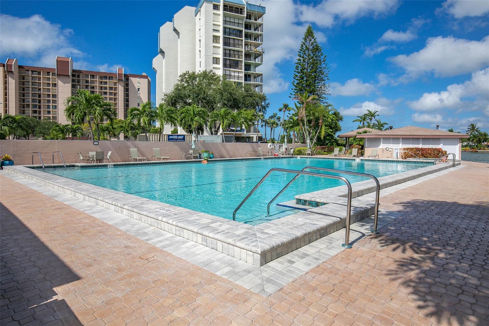 COURAGEOUS THE CONDO - Residential