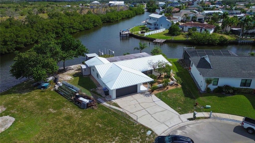 Photo of 6533 Senegal Palm Way, Apollo Beach, FL 33572 (MLS # TB8563043)