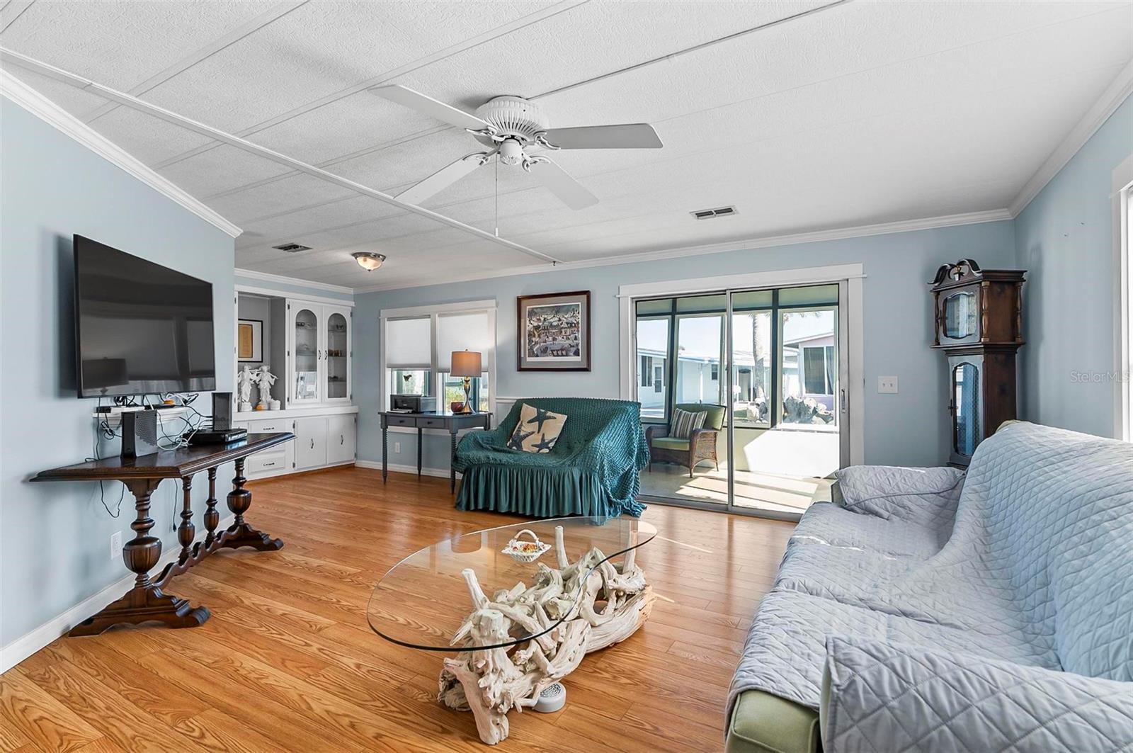 SURFSIDE ESTATES - Residential