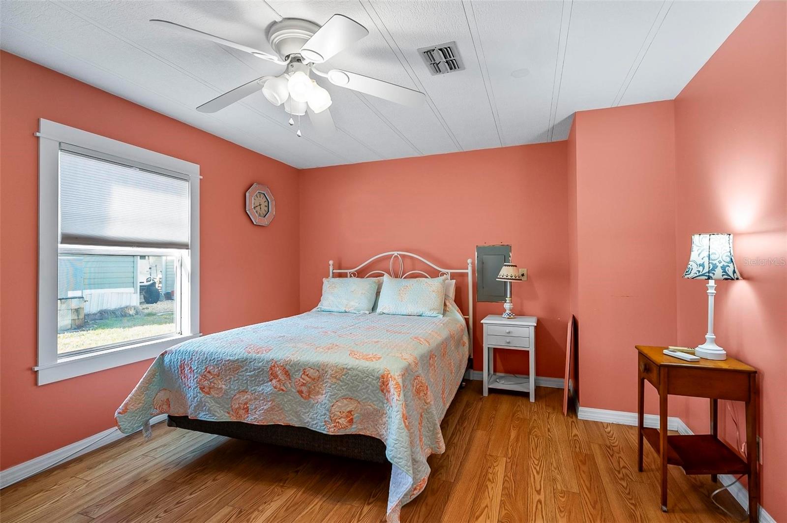 SURFSIDE ESTATES - Residential