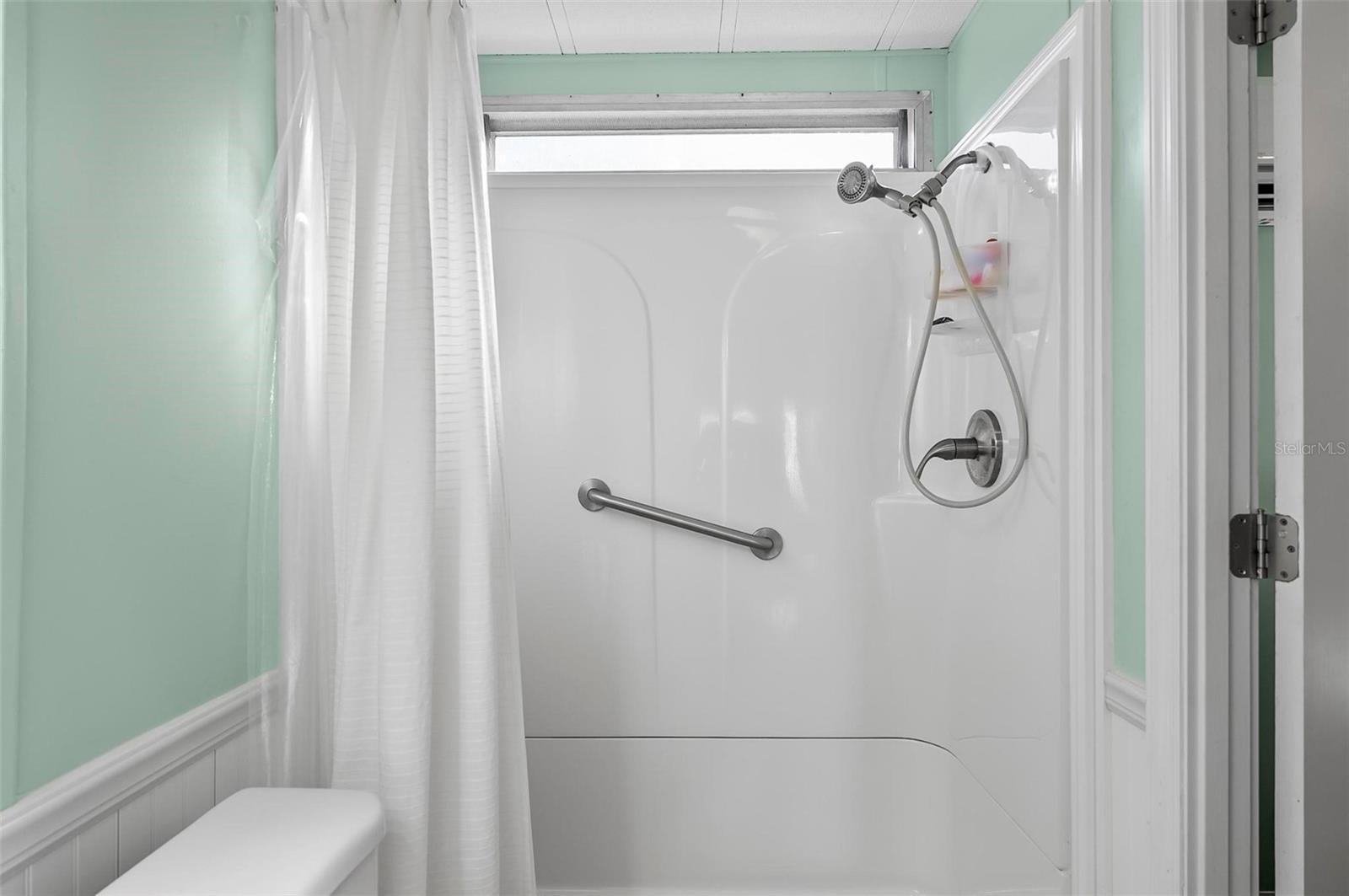 SURFSIDE ESTATES - Residential