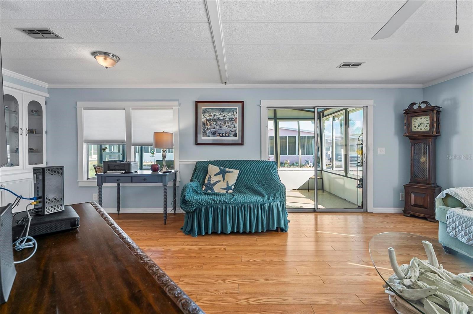 SURFSIDE ESTATES - Residential