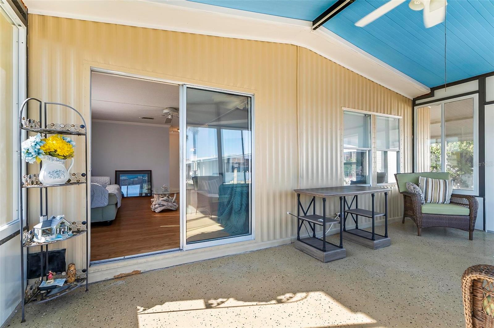 SURFSIDE ESTATES - Residential