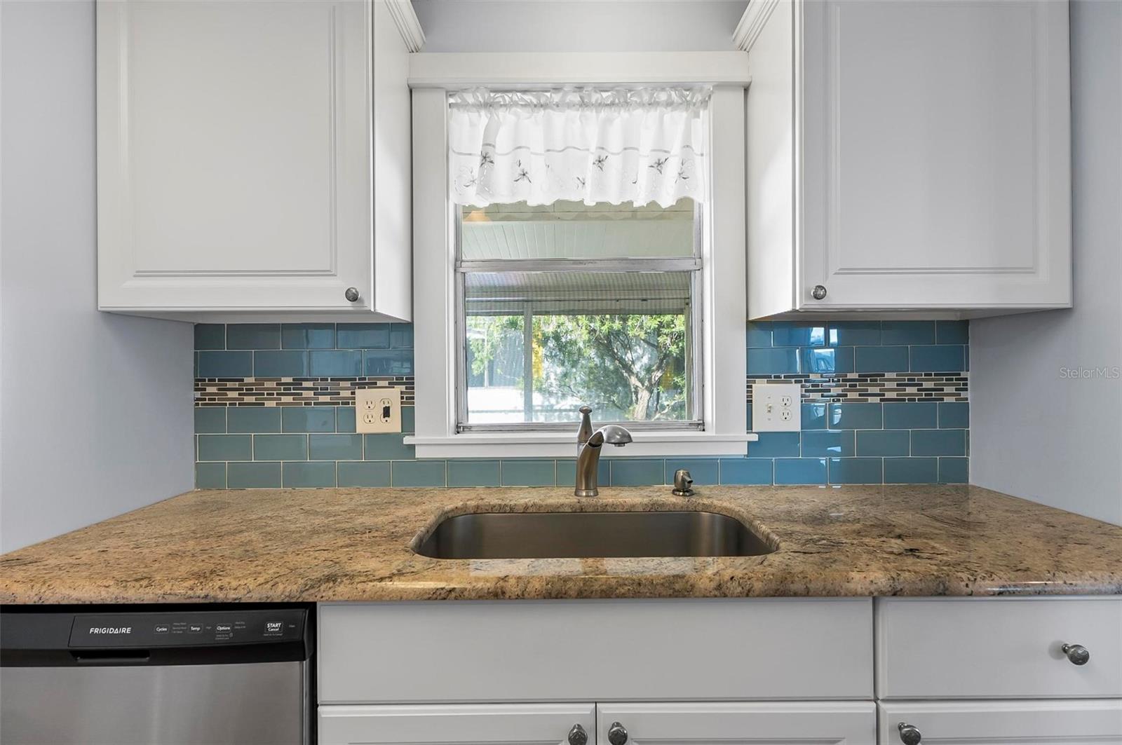 SURFSIDE ESTATES - Residential