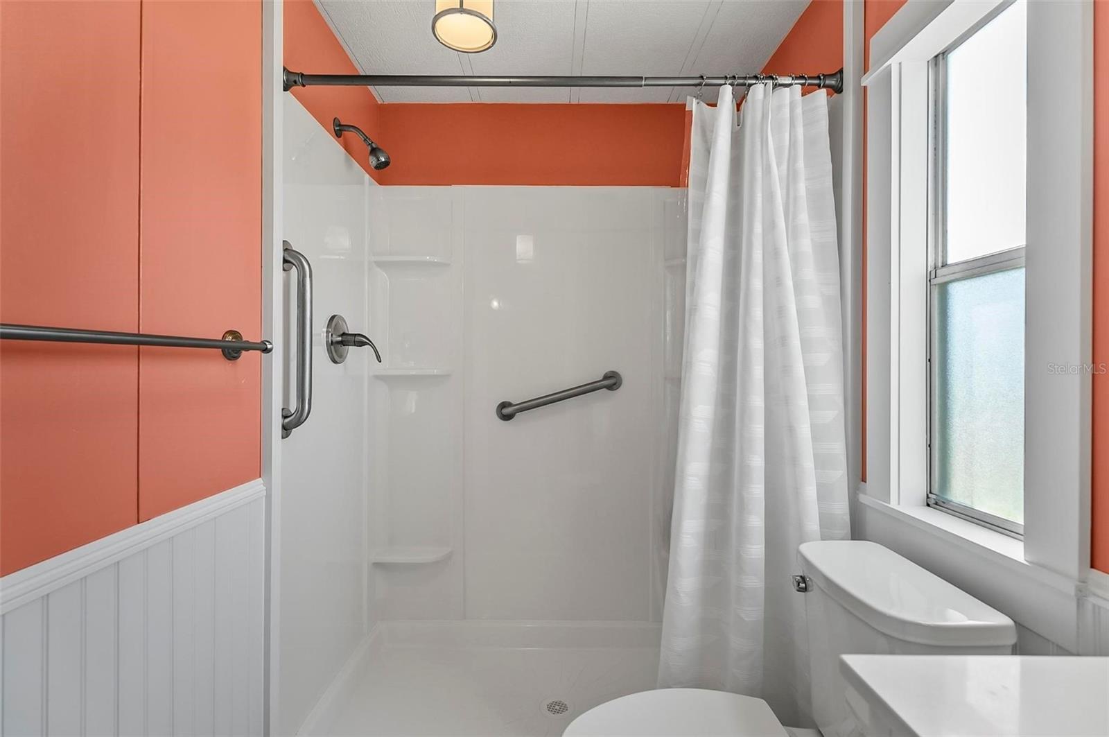 SURFSIDE ESTATES - Residential