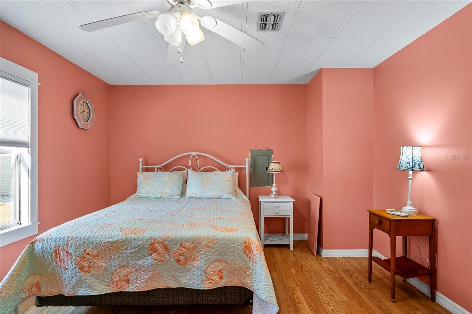 SURFSIDE ESTATES - Residential