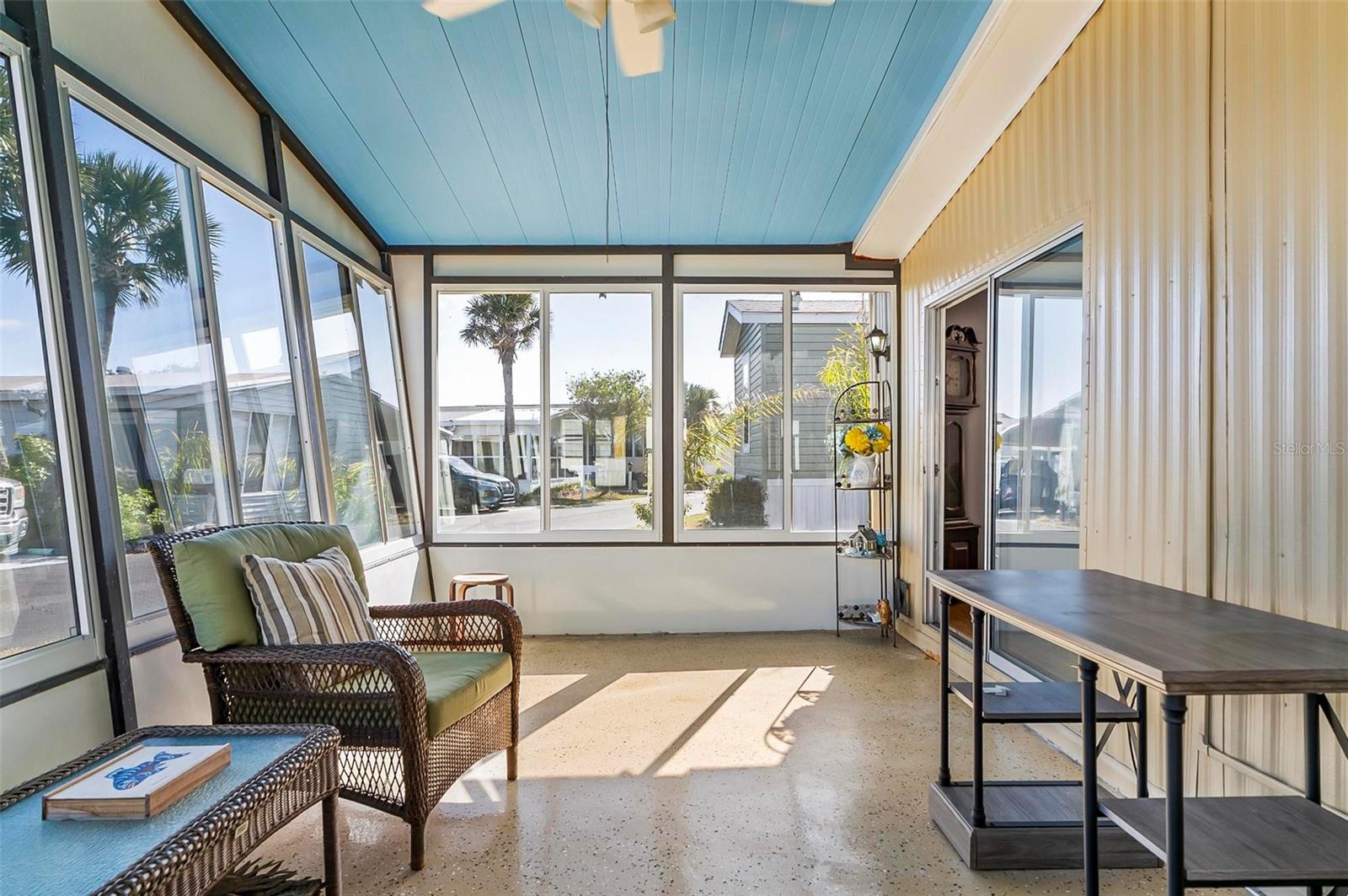 SURFSIDE ESTATES - Residential