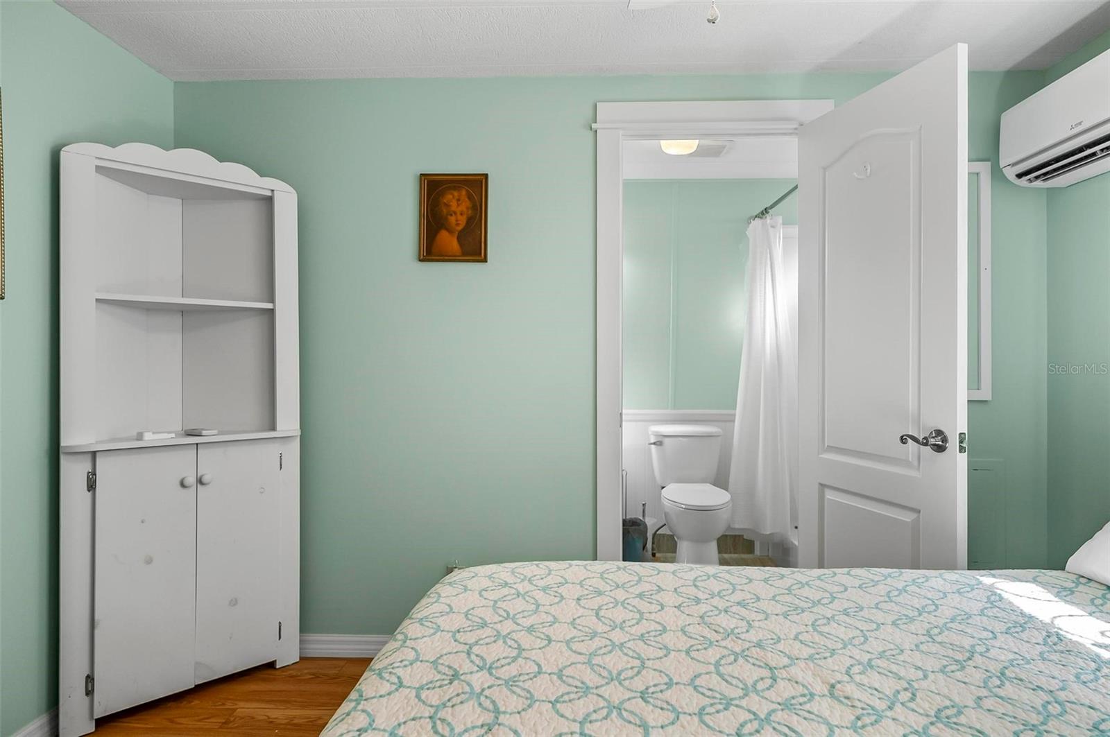 SURFSIDE ESTATES - Residential