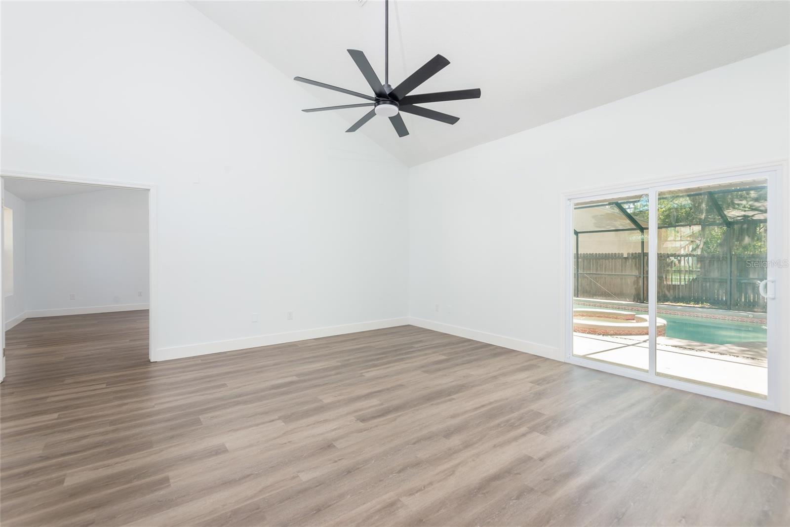 BLOOMINGDALE SEC R UNIT 3 - Residential