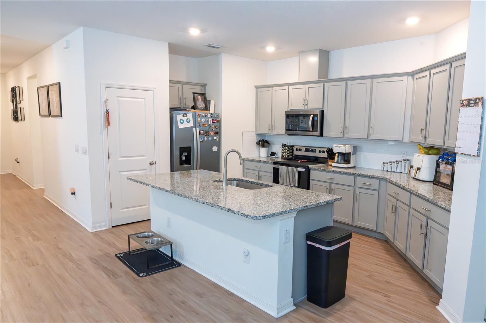 RIVERSTONE - Residential