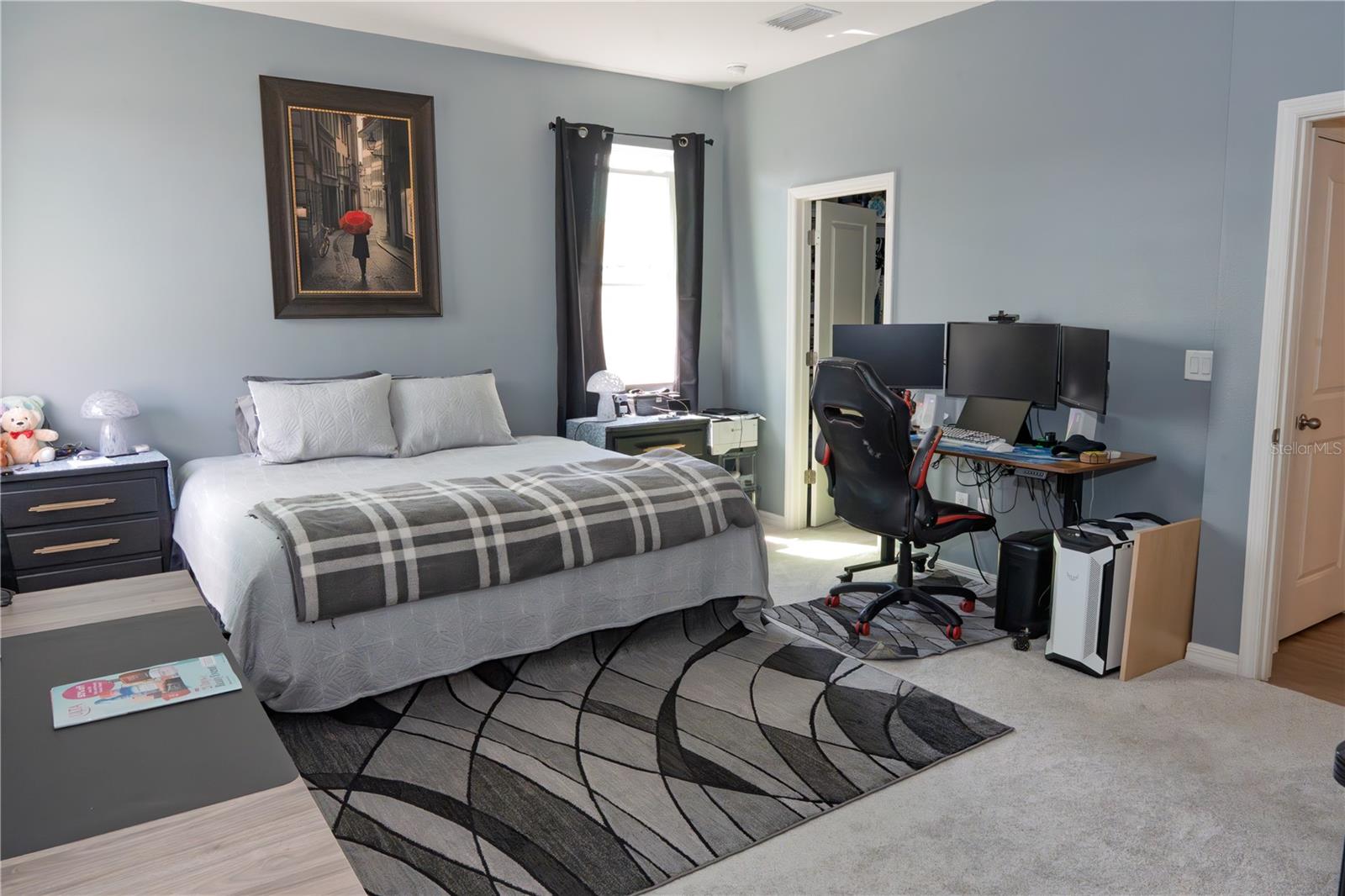 RIVERSTONE - Residential