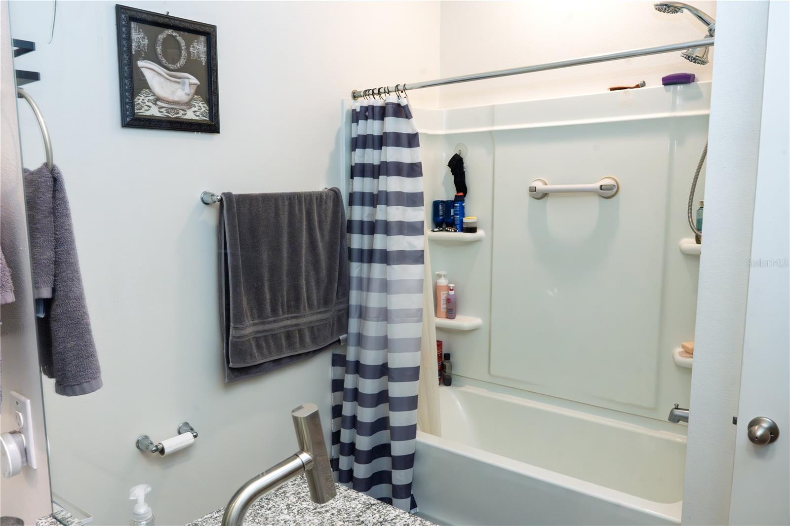 RIVERSTONE - Residential