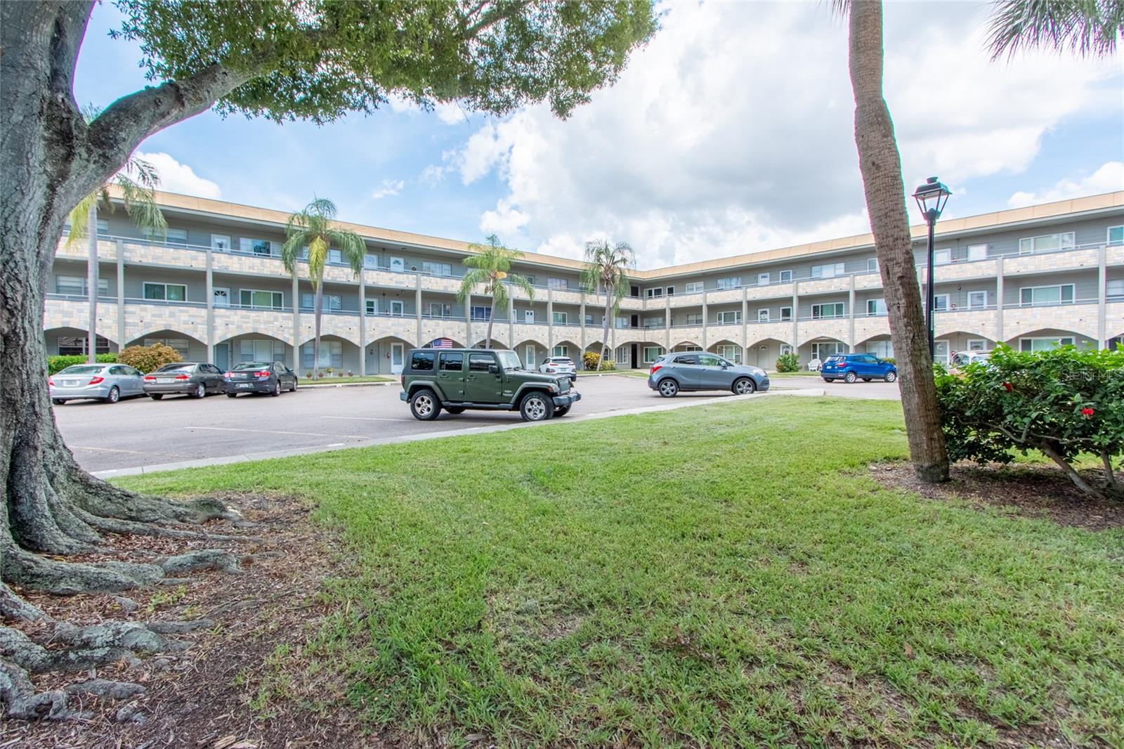 2462 BRAZILIA DRIVE 38